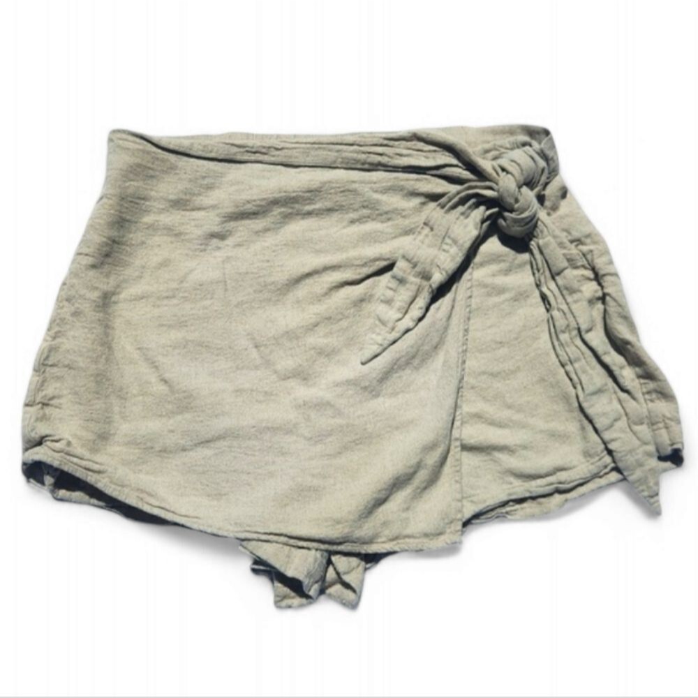 A New Day - Beige linen skort